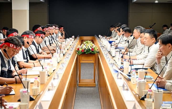 현대차 노사, 파업 일시 중단…임단협 교섭 재개