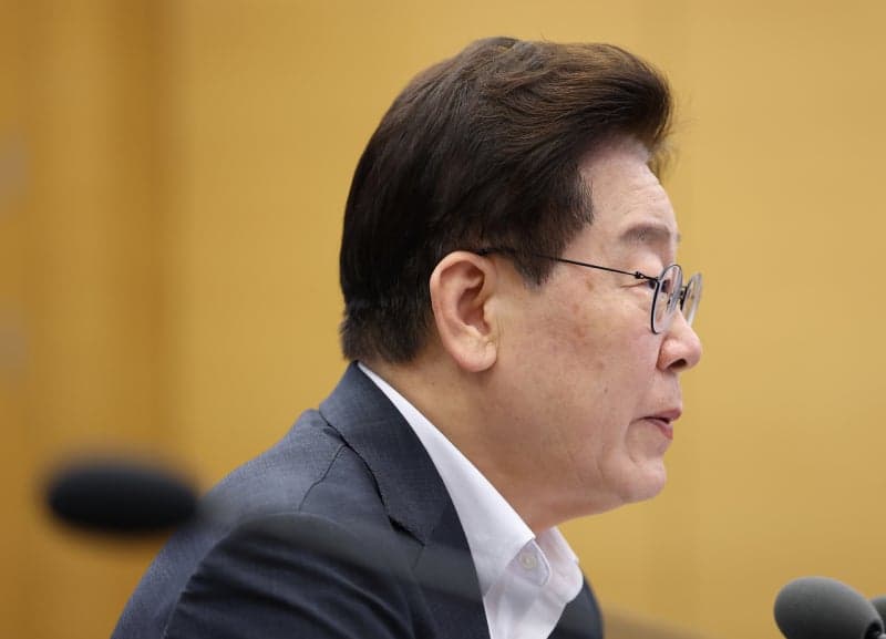 이재명 대통령 “AI 격변기, 법은 보편적 원칙으로 책임 다해야”