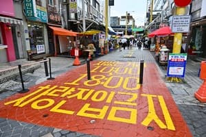 속초관광수산시장 '시간제 차 없는 거리' 시행 한 달 만에 안착