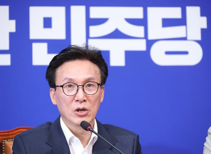 김민석·장동혁 첫 상견례 "수시 소통"…대법관·부동산·기금은 '신경전'