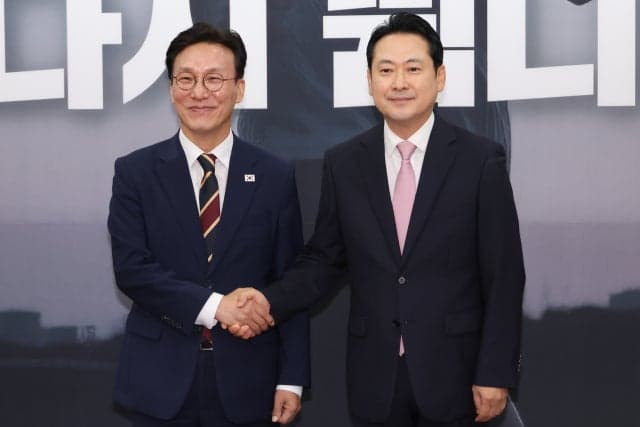 김민석 민주당 대표, 오늘 장동혁 국민의힘 대표와 첫 상견례
