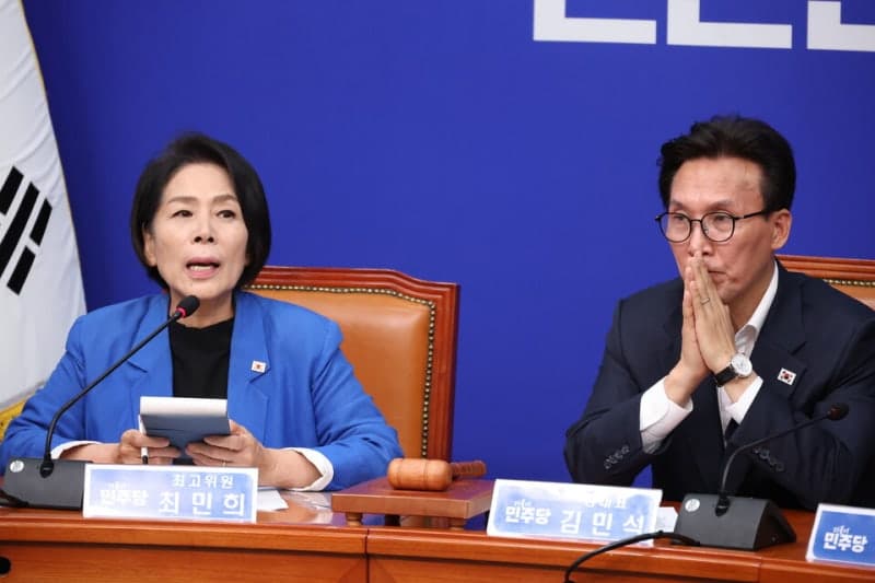 최민희 "지지율 급락은 언론 탓"…민주당, 호남 지지율 21%p 폭락에 비상