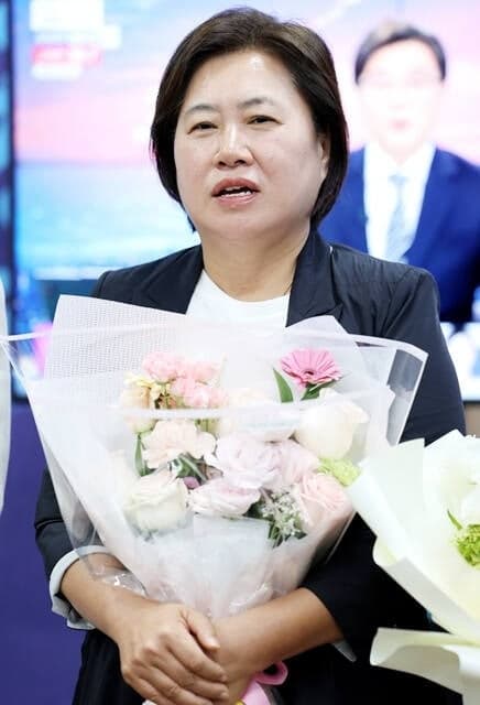 손화정 인천 영종구청장 '위장전입 및 경력 부풀리기' 의혹 수사 착수