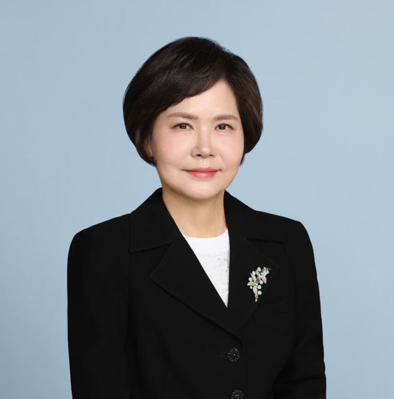 법무법인 율촌, 역대 5번째 여성 대법관 박정화 고문으로 영입