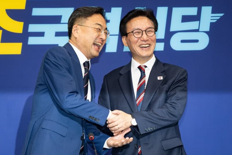 조국 "2028년 총선서 이언주·강득구 지역구에 후보 낼 것"
