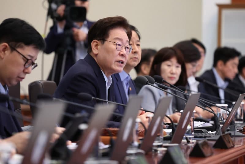 이재명 대통령, 경찰 개혁기구 검토 지시…권한 커진 만큼 책임 강화해야