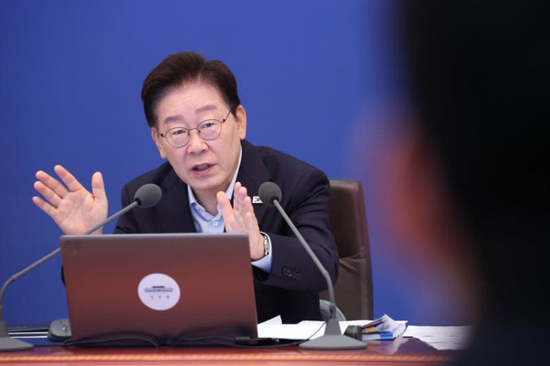 이재명 대통령 국정운영 지지율 38.9%…취임 후 첫 30%대 진입