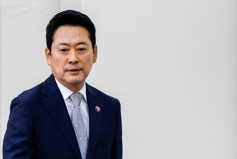 장동혁 취임 1년 쇄신 드라이브에 오세훈·한동훈 '사당화' 경고장