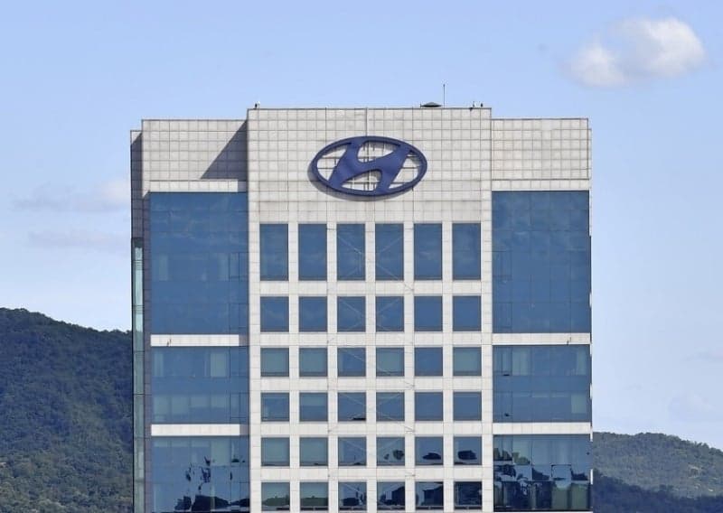 현대차, 2030년까지 신차 100종 투입…영업이익률 9% 이상으로 상향