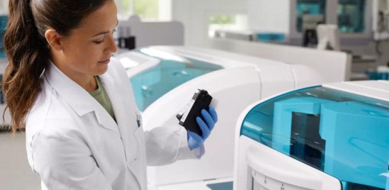 피 한 번으로 알츠하이머 진단…로슈·릴리 혈액검사 FDA 승인