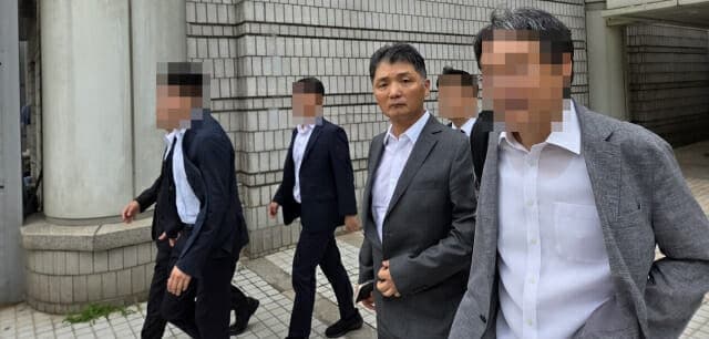 SM 시세조종 혐의 김범수 항소심, 핵심 증인 불출석으로 증인 신문 불발