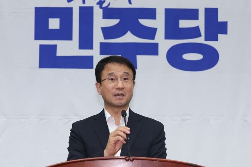 국민의힘 박근혜 전 대통령 초청에 민주당 "기이한 과거 퇴행이자 헌정 질서 모욕"