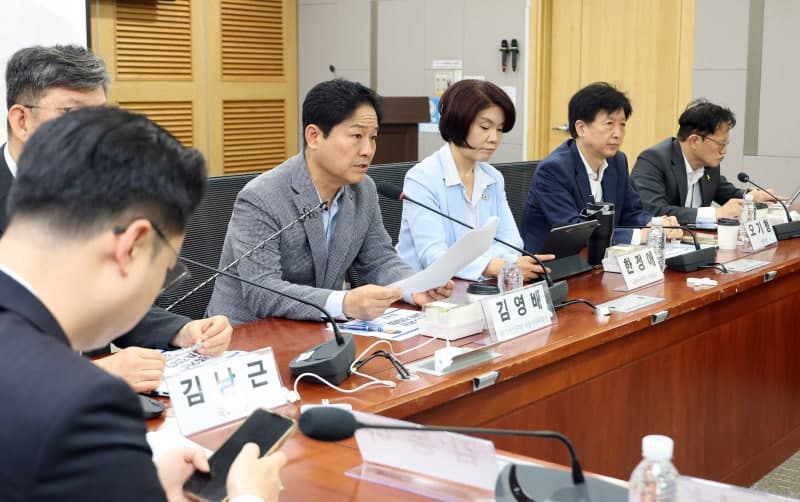 더불어민주당, 오세훈 '탄천 개발' 비판하며 서울시 권한 자치구 이양 추진
