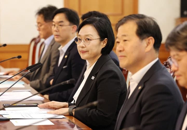 한성숙 국무총리 "공공데이터는 대체 불가한 국가자산…과감히 개방해 AI 경쟁력 확보"