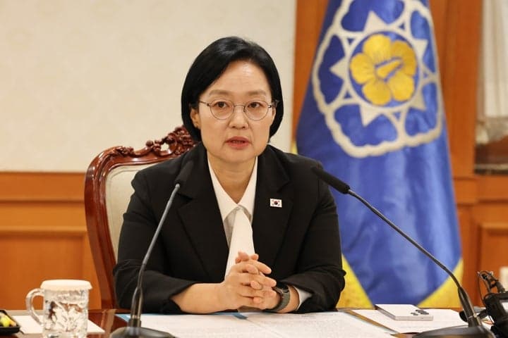 한성숙 총리, 공공 누리집 UI·UX 개선 주문…클릭 한 번 줄여 국민 경쟁력 높인다