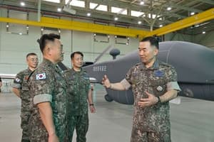 진영승 합참의장, 전투비행단·미사일사격대 현장점검…“압도적 타격으로 주도권 확보”