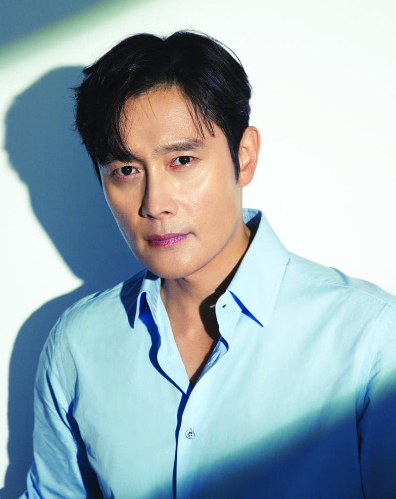 황동혁 감독, 10년 만의 스크린 복귀작 '케이오 클럽' 제작…이병헌 등 화려한 라인업