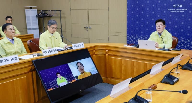 네팔 대홍수, 한국인 9명 실종…정부·기업 총력
