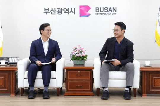 전재수 부산시장, '낙동선셋 화명에코파크' 조성 위해 환경청과 맞손