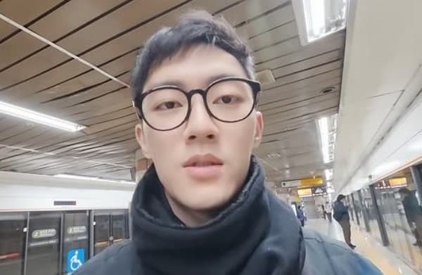 "전두환 손자" 전우원, 택배 상하차로 생계 유지… "사고 쳤으니 일할 수 있어 감사"