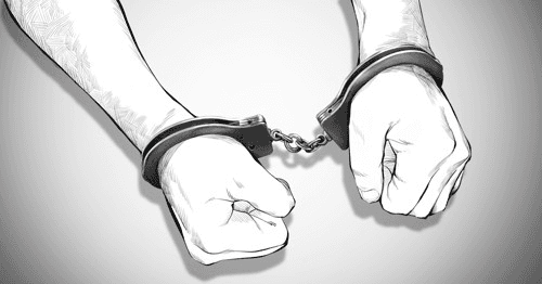 전동휠체어 급정거에 화나 80대 노인 얼굴에 콜라 캔 던진 60대 실형