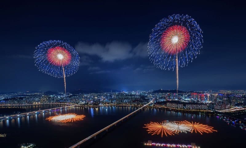 밤하늘 수놓는 ‘서울세계불꽃축제 2026’… 내달 5일 여의도서 화려한 개막