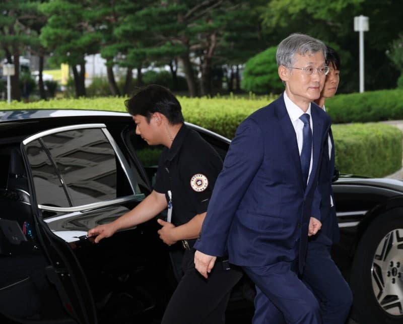 민주당 법사위 "조희대 대법원장 대법관 제청 철회하라…불응 시 후속 조치"