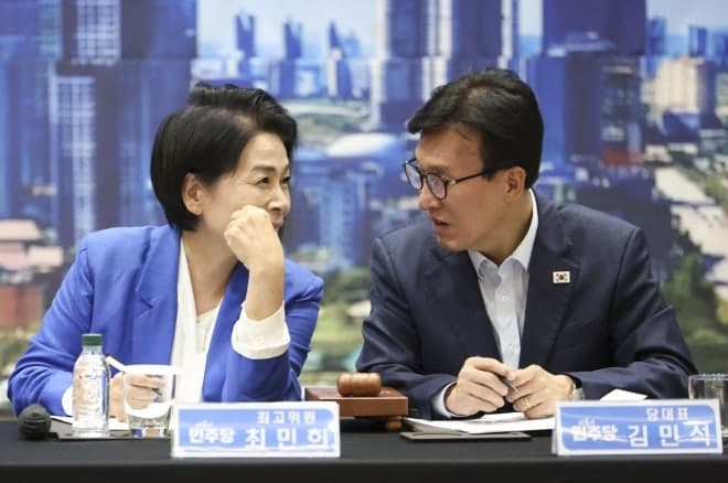 민주당, JTBC 유튜브 '인혁당 희화화' 논란에 당 차원 대응 나선다