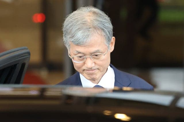조희대 대법원장, 청와대 대법관 후보 재제청 요구에 "심려 끼쳐 송구…내주 입장 밝힐 것"