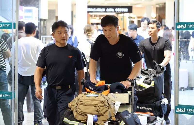 네팔 대홍수 실종자 9명 수색 난항, 헬기 6대 확보하고도 이륙 못 해