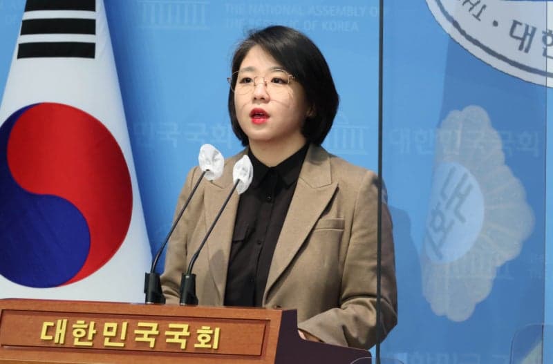 이재명 대통령, 6개 부처 중폭 개각 단행