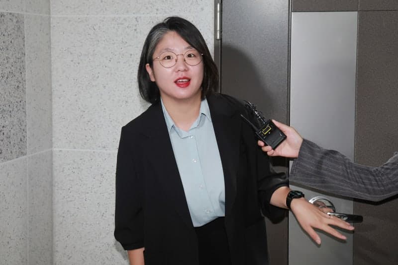 신현영 "용혜인, 장관·의원 겸직은 특혜"…용혜인 "당 지키려 불가피"