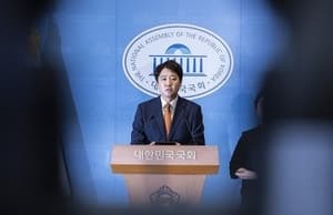이준석 사퇴 후 길 잃은 개혁신당, 6·3 지방선거 참패로 존립 위기