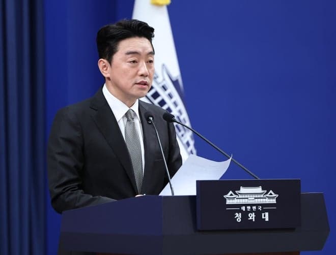 이재명 대통령, 조희대 대법원장 부친상에 강훈식 비서실장 조문 지시