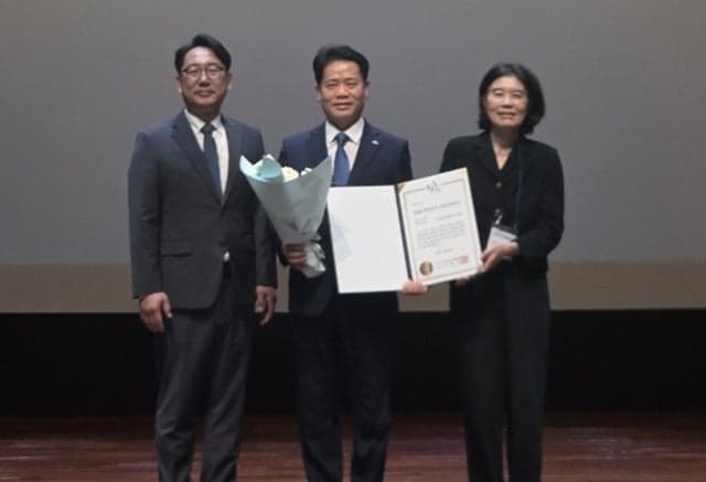 한국식품산업클러스터진흥원, 2026 대한민국 인권경영대상 최우수상 수상