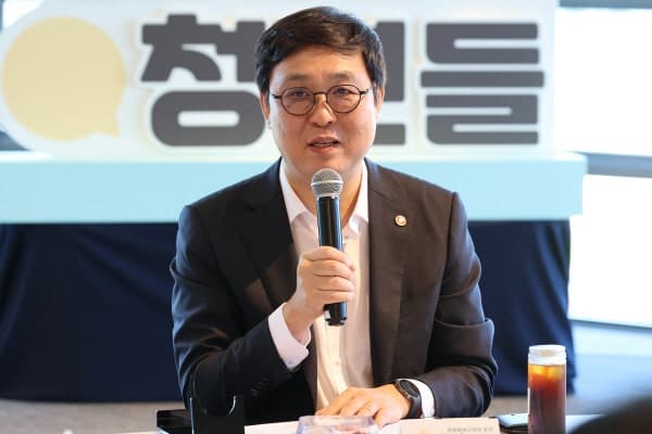 최휘영 문체부 장관 "춤은 죄가 아니다…낡은 규제 깨겠다"