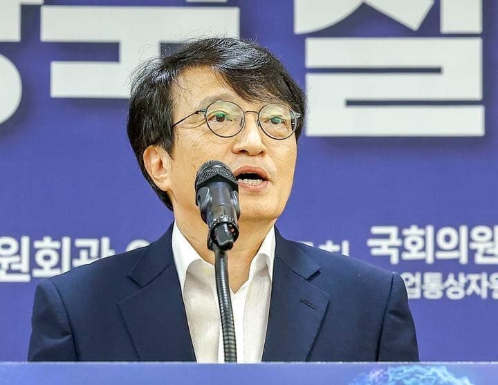 김의겸 법사위 간사 선임... 여야 '청담동·흑석동' 공방 속 이태원 특조위 1년 연장