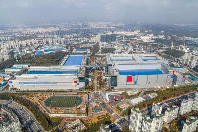 삼성전자, 차세대 메모리 ‘CUBE’ 전략 공개…HBM5·zNAND 로드맵 제시