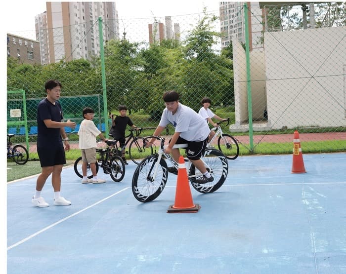 전북혁신도시 3개 공공기관, 어린이 자전거 안전 지킴이로 나섰다