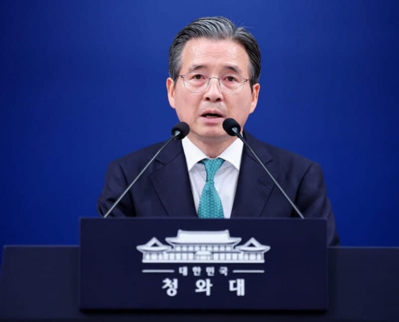 김용범 청와대 정책실장 사퇴…야권 책임론 속 15개월 만의 퇴진