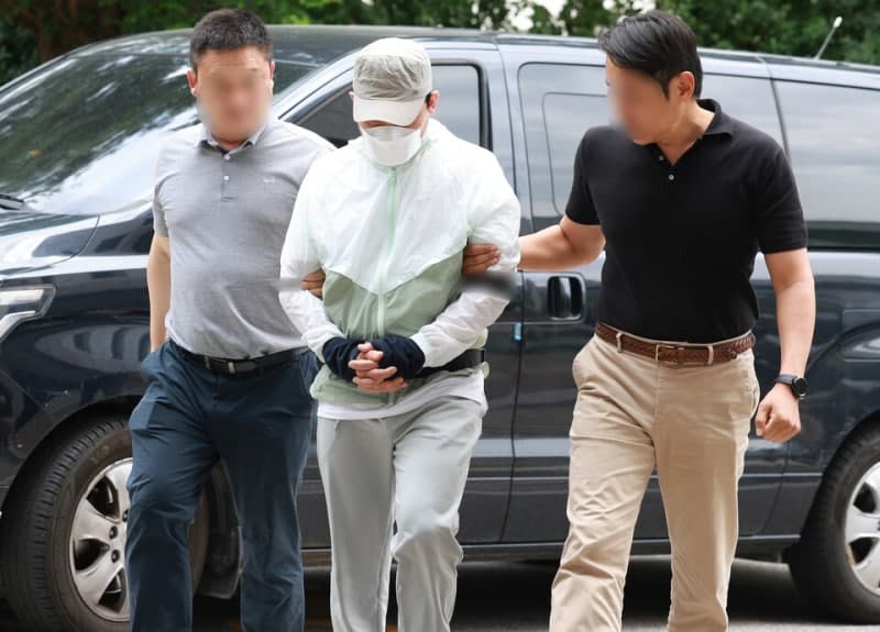 슈퍼마켓 업주 살해하고 금품 뺏은 40대 중국인에 무기징역 구형