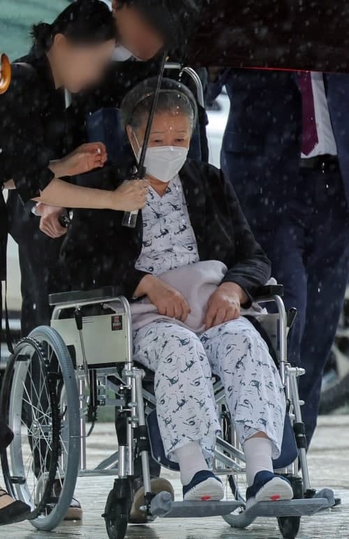 한학자 통일교 총재 1심 징역 2년… 종교인 정교유착 첫 형사처벌