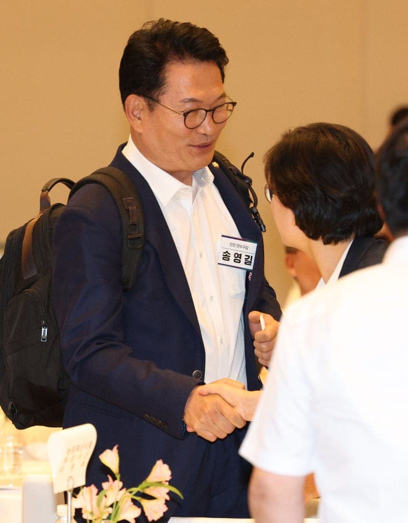 송영길 "용혜인 장관 겸직은 불공정…2030 소구력도 의문"