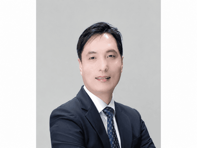 RGB 혼색 한계 넘었다…9월 과학기술인상에 최수석 포스텍 교수