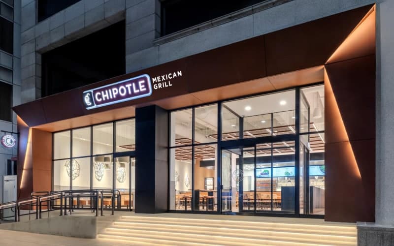 치폴레, 강남에 아시아 1호점 오픈…허희수 사장이 이끄는 외식 승부수