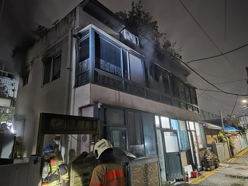 인천 다세대주택 화재로 50대 남성 사망…광주 주택선 20여 명 대피