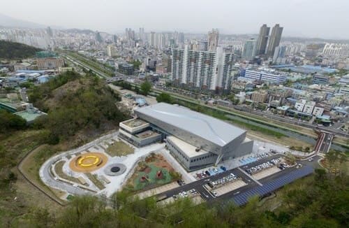 울산도서관에 '국회 의정정보센터' 들어선다…정책·입법 자료 원스톱 제공