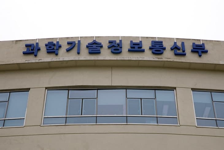 티빙, 3954만 계정 및 핵심 기술자산 유출…접속키 관리 부실이 화근