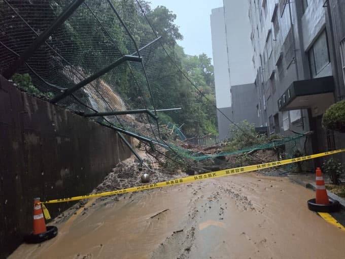 42.5도 폭염에 654mm 물폭탄까지…극한 기후가 일상이 된 올여름