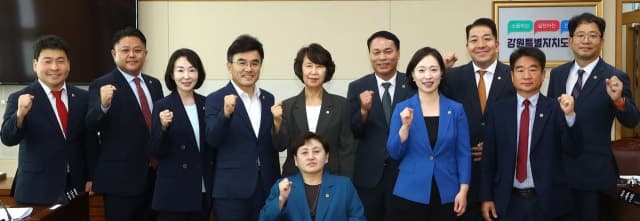 강원특별자치도의회 윤리특별위원회, 김영숙 위원장·김남희 부위원장 선임